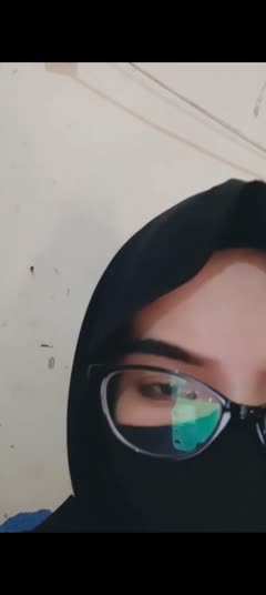 Abg jilbab suka colmek sampai basah memek tebalnya 3