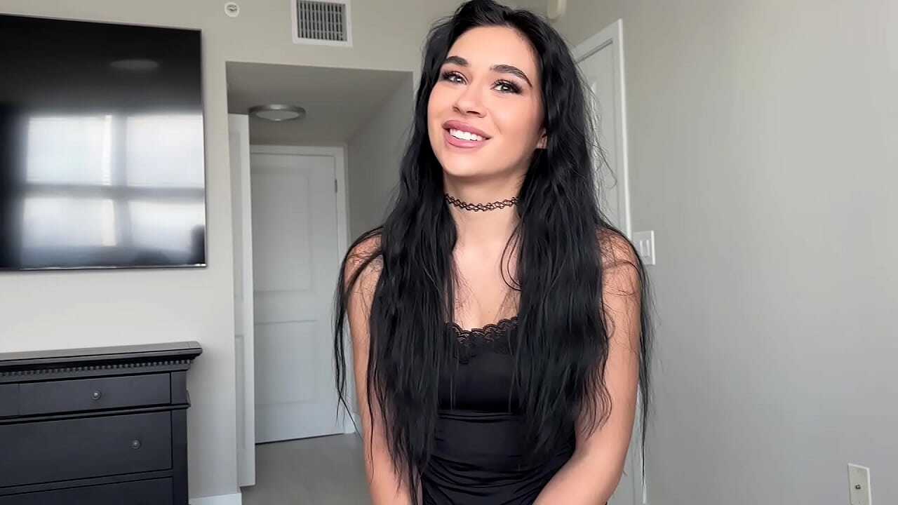 Buktikan Keahlian Anda Dengan Adik Goth Seksi ~ Delilah Dagger ~ Fantasi Rumah Tangga ~ Scott Stark