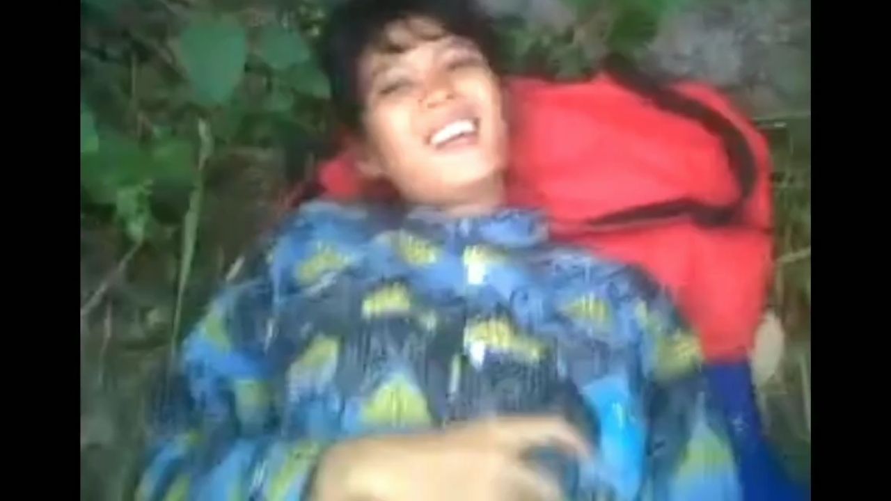 Bokep Esempeh ABG Batik Pulang Sekolah Langsung Ngewe