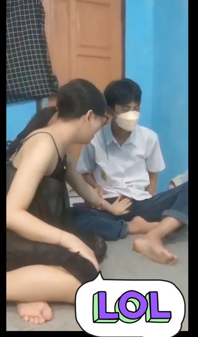 Bokep Indo Ngajarin ABG Esemah kontol gede