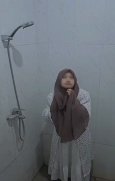 NGINTIP MANDI UKHTI BINOR