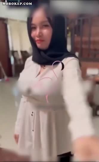 Hijab Bebibi kedatangan Sodara mamah kepergok comek gas entot full percakapan