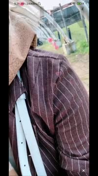 Hachi Tobrut Mode Hijab Eksib pap Nenen di Halte