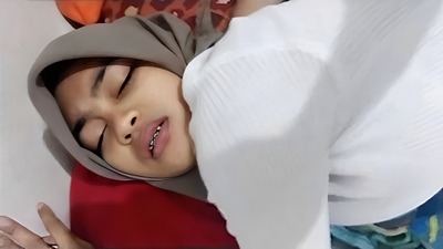 Bokep Indo – Ewe Hijab Ukhty Keenakan Sampe Merem Melek